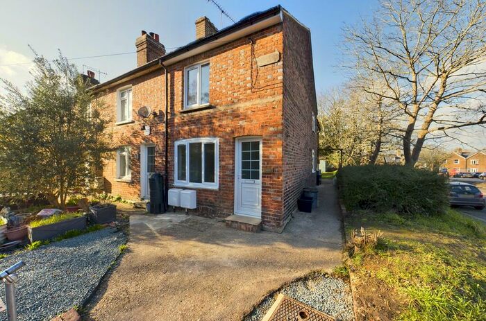 1 Bedroom Ground Flat To Rent In East Grinstead, West Grinstead, RH19