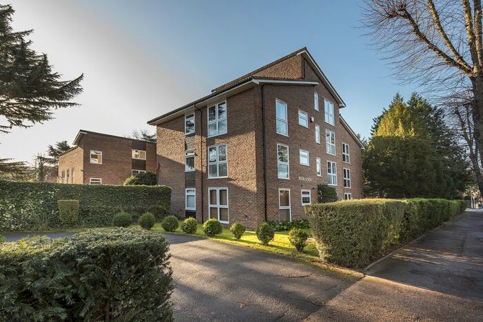 1 Bedroom Flat To Rent In Cromwell Road, Teddington, TW11