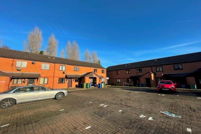 2 Bedroom Flat To Rent In Greenslade Grove, Cannock, WS12
