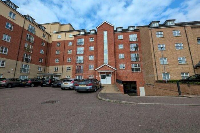 2 Bedroom Flat To Rent In Palgrave Road, Bedford, MK42