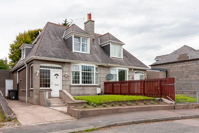 3 Bedroom Semi-Detached House For Sale In Ellon Road, Bridge Of Don, Aberdeen, AB23