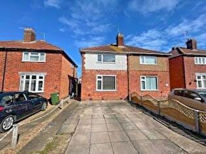 2 Bedroom Semi-Detached House To Rent In Pytchley Road, Rugby, CV22