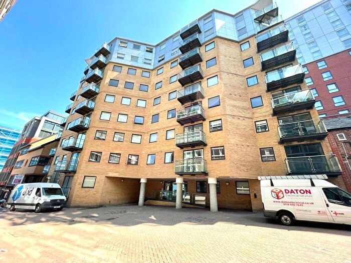 1 Bedroom Apartment To Rent In Merchants Place, Reading, Berkshire, RG1