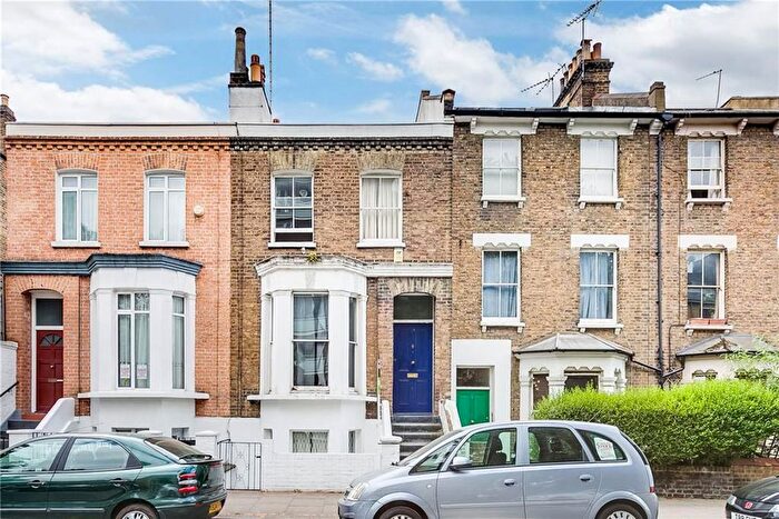 3 Bedroom Maisonette To Rent In Sulgrave Road, Brook Green, W6