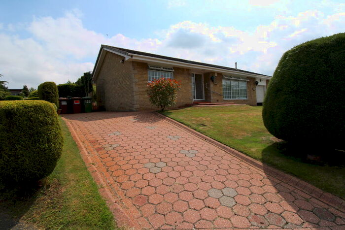 2 Bedroom Detached Bungalow To Rent In Fatfield Park, Fatfield, NE38