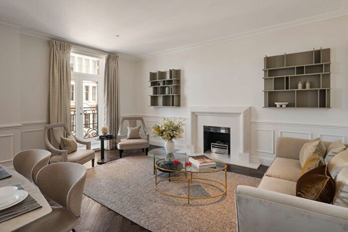 2 Bedroom Flat To Rent In No. Palace Street, St. James's, SW1E