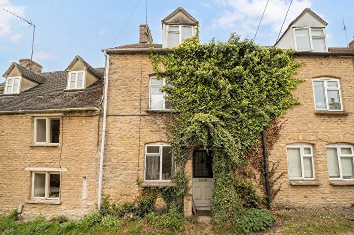 3 Bedroom Terraced House For Sale In Mill End, Chadlington, Chipping Norton, OX7