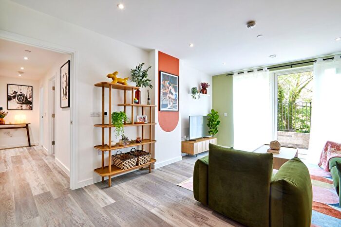 2 Bedroom Flat For Sale In Northwick Close, Harrow, HA1