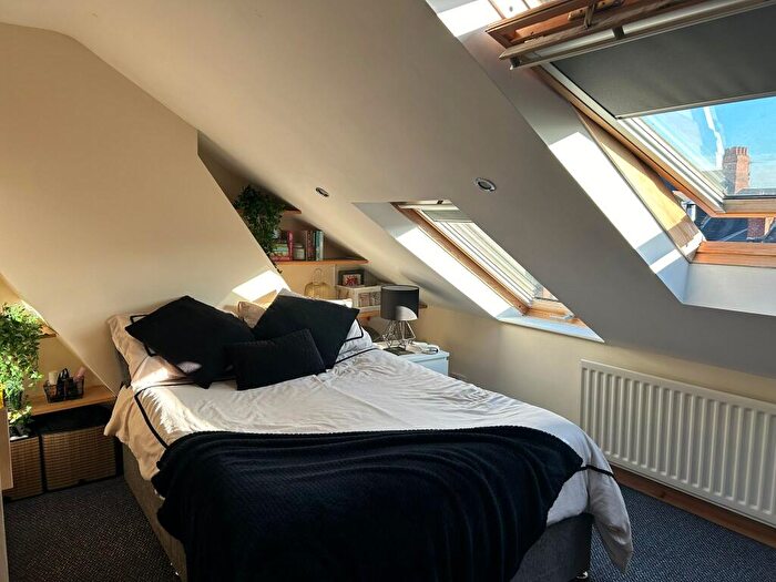 5 Bedroom House To Rent In Simonside Terrace, Heaton, Newcastle Upon Tyne, NE6