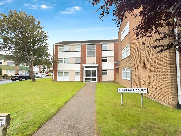 2 Bedroom Flat To Rent In Mardale Close, Rainham, Kent, ME8