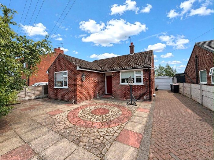 2 Bedroom Bungalow For Sale In School Lane, Lostock Gralam, Northwich, Cheshire, CW9