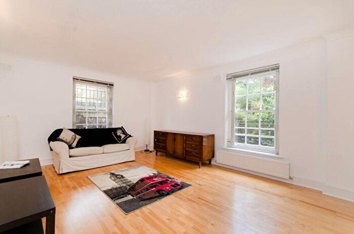 2 Bedroom Flat To Rent In Melina Place, St John's Wood, London, NW8