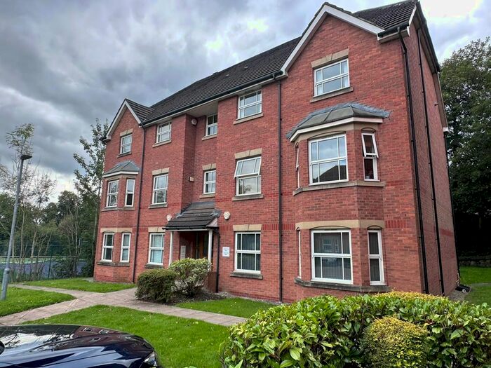 2 Bedroom Flat To Rent In Royal Court Drive, Bolton, BL1