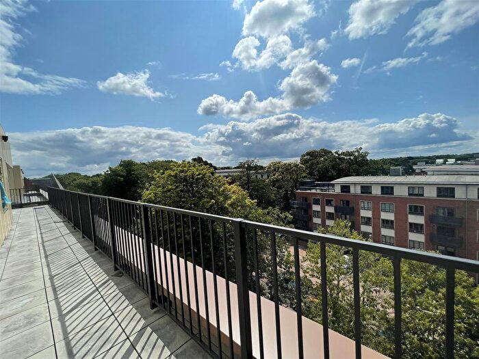 1 Bedroom Flat To Rent In Farnborough Road, Farnborough, GU14