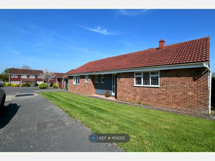 3 Bedroom Bungalow To Rent In Parsonage Road, Henfield, BN5
