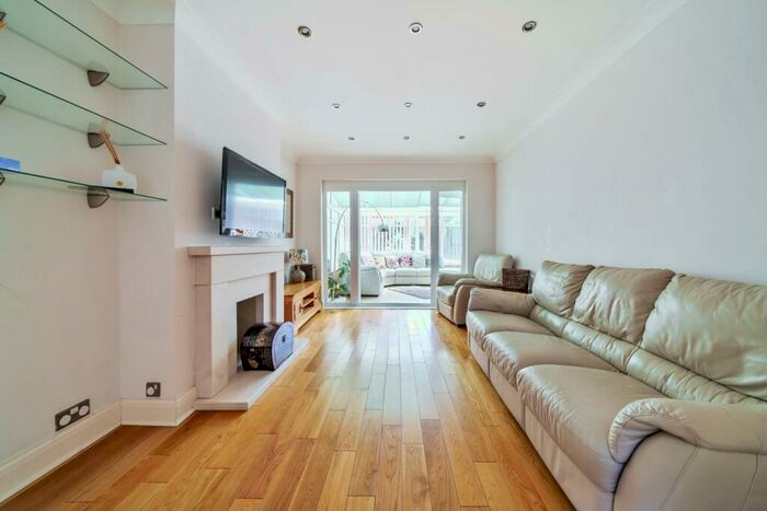 3 Bedroom Semi-Detached House To Rent In Whitchurch Gardens, Edgware, HA8