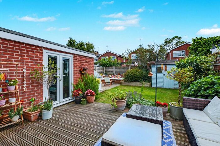 4 Bedroom Link Detached House For Sale In Holmes Road, Breaston, DE72