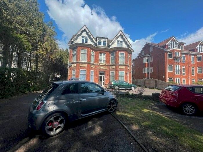 1 Bedroom Flat To Rent In Owls Road, Bournemouth, BH5
