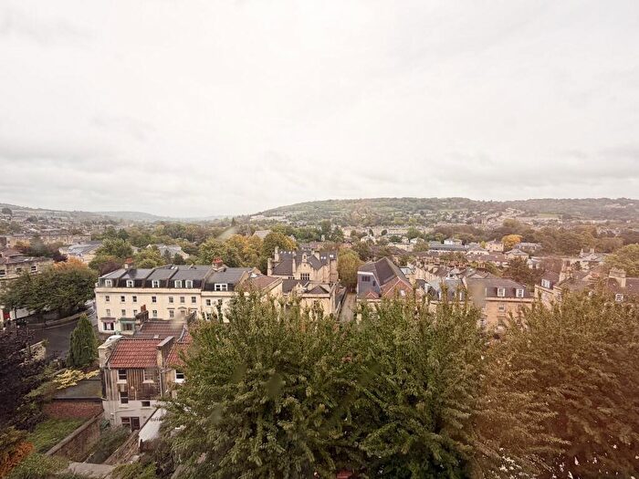 3 Bedroom Apartment To Rent In Paragon, BA1