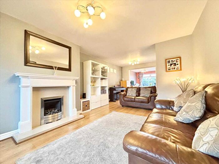 4 Bedroom Detached House For Sale In Crosby Close, Forest Town, Mansfield, NG19