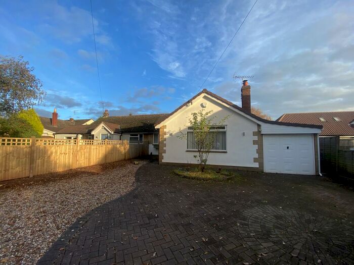 3 Bedroom House To Rent In Old Gloucester Road, Hambrook, Bristol, BS16