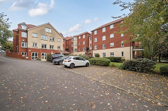 1 Bedroom Flat For Sale In Polsham Park, Paignton, Devon, TQ3