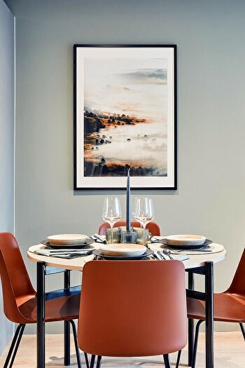 2 Bedroom Flat To Rent In Clyde Place, Glasgow, G5