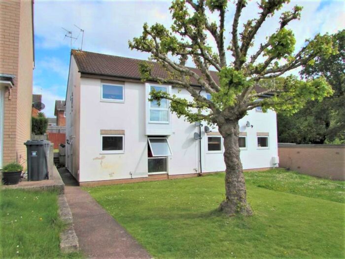 2 Bedroom Apartment To Rent In Woodfield Close, Exmouth, EX8