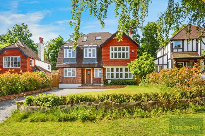 6 Bedroom Property To Rent In Barons Hurst, Epsom, KT18