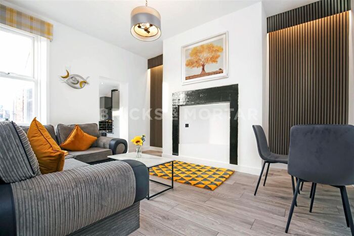 4 Bedroom Maisonette To Rent In Addycombe Terrace, Newcastle Upon Tyne, NE6