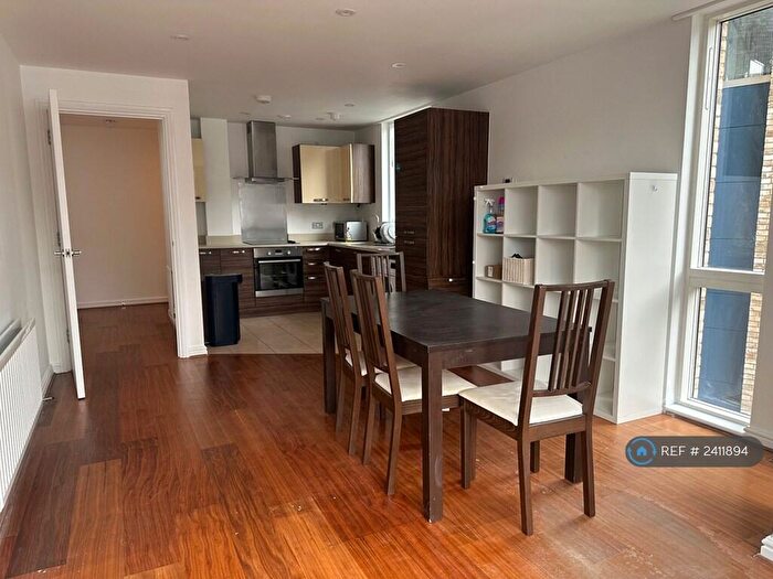 2 Bedroom Flat To Rent In Roffo Court, London, SE17