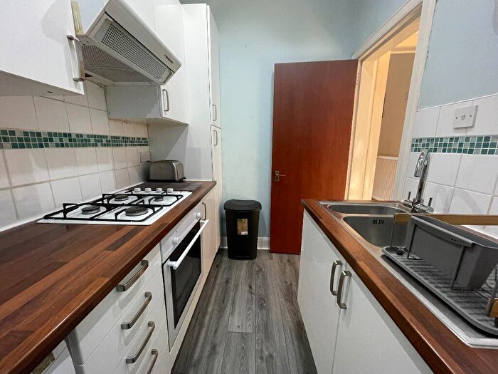 1 Bedroom Flat To Rent In Clifford Street, Glasgow, G51