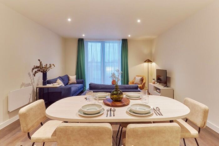 3 Bedroom Apartment To Rent In Corkfield Birmingham, Pershore Road, Birmingham, B5