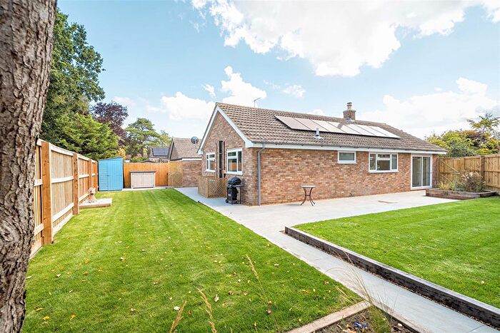 4 Bedroom Detached Bungalow For Sale In The Orchard, Urchfont, SN10