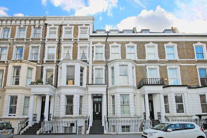 2 Bedroom Flat To Rent In Hogarth Road, London, SW5