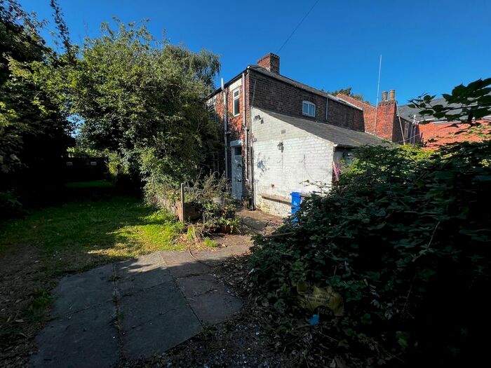 4 Bedroom Terraced House For Sale In / Westfield Road, Runcorn, Cheshire, WA7