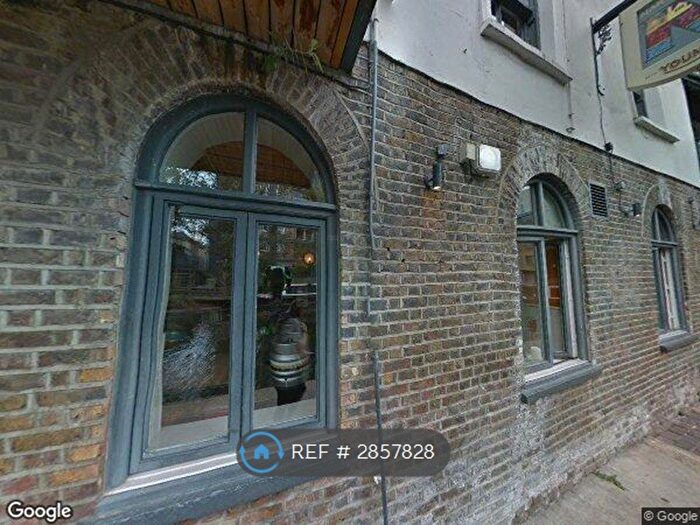 1 Bedroom Houseboat To Rent In Islington, London, N1