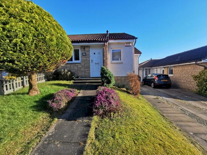 2 Bedroom Semi-Detached Bungalow To Rent In Mure Avenue, Kilmarnock, KA3