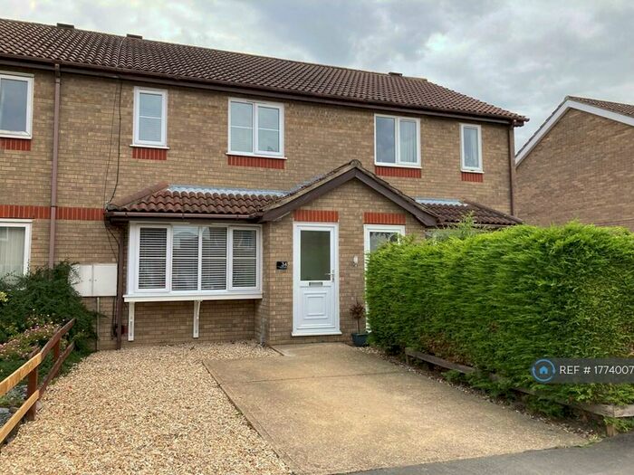 3 Bedroom Terraced House To Rent In Fulmar Drive, Louth, LN11