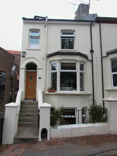 5 Bedroom Semi-Detached House To Rent In Elm Grove, Brighton BN2
