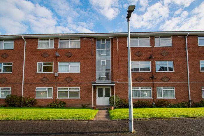 2 Bedroom Flat To Rent In Gail Park, Wolverhampton WV3