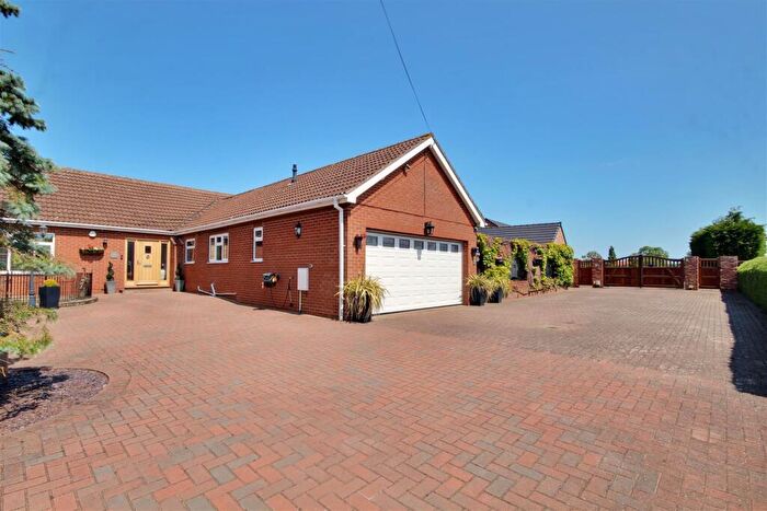 4 Bedroom Detached Bungalow For Sale In Hull Bridge Road, Beverley, HU17