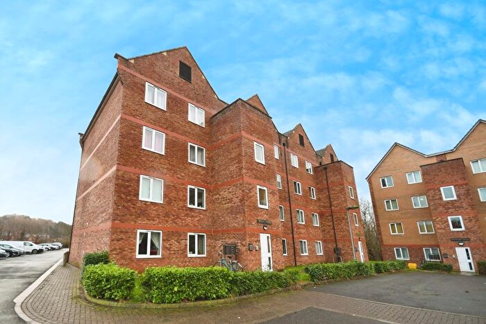 2 Bedroom Flat To Rent In Tapton Lock Hill, Tapton, Chesterfield, S41