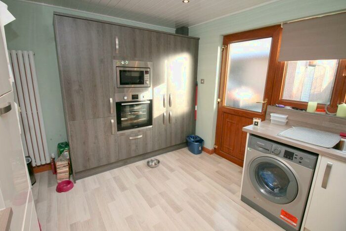 4 Bedroom Detached House For Sale In Baillie Avenue, Harthill, Shotts, ML7
