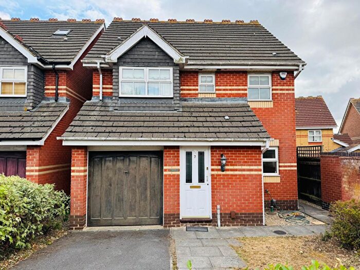 3 Bedroom Detached House To Rent In Reynolds Way, Swindon, SN25