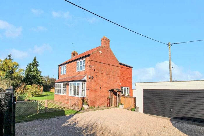 3 Bedroom Detached House For Sale In Ripon Road, Kirby Hill, Boroughbridge, York, YO51