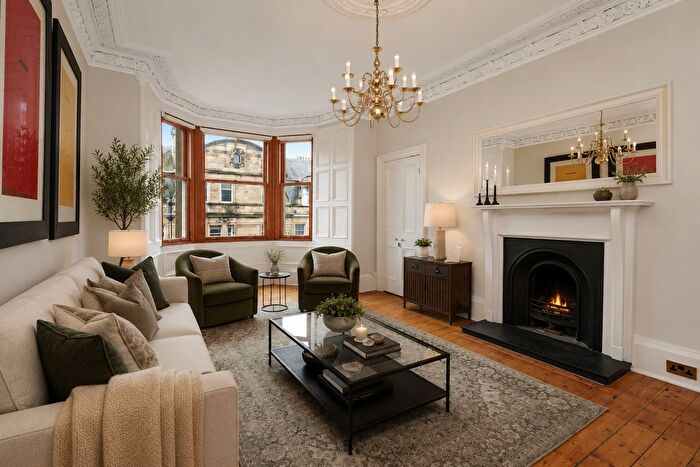 3 Bedroom Flat For Sale In / Bruntsfield Place, Edinburgh, EH10