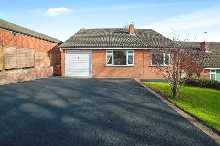 4 Bedroom Bungalow To Rent In Riddings, Alfreton, Derbyshire, DE55