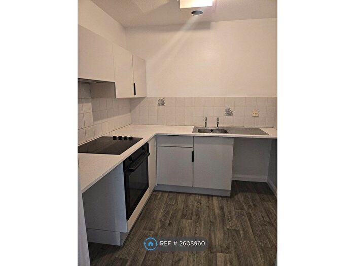 1 Bedroom Flat To Rent In Topham House, Harrogate, HG2