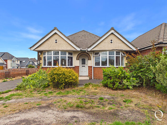 3 Bedroom Bungalow For Sale In Dorchester Road, Oakdale, BH15